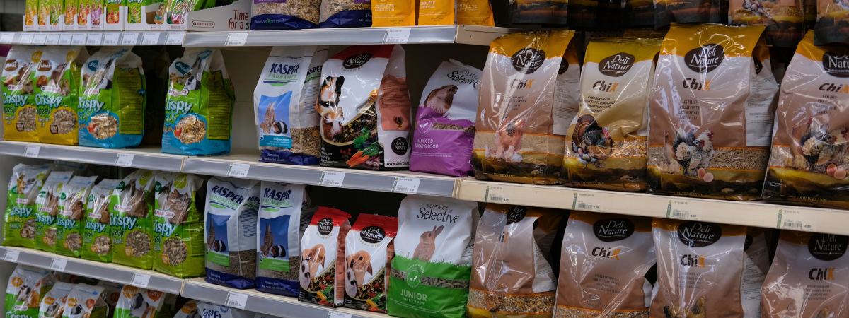 Bent u op zoek naar een compleet ingerichte dierenwinkel in de regio Gouda, Bergambacht of Krimpen aan den IJssel?